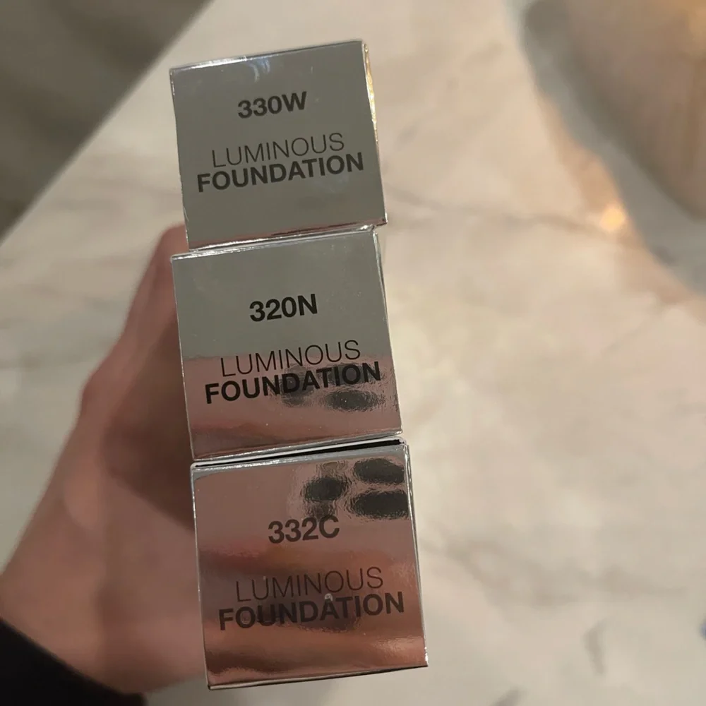 *BrandNew* Anastasia Luminous Foundation 330W
